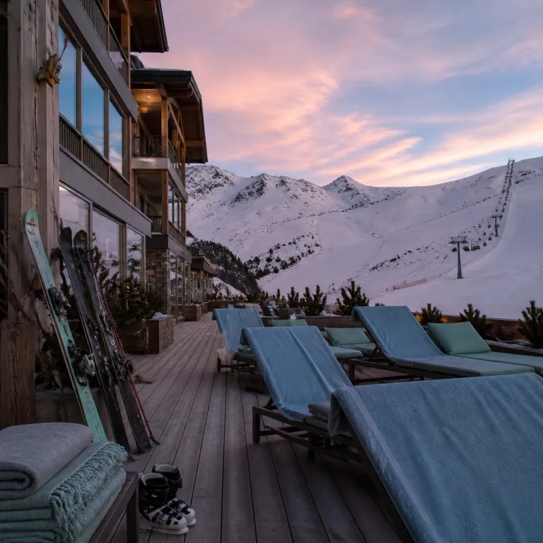 Afterski in St. Anton: where alpine luxury meets legendary nights